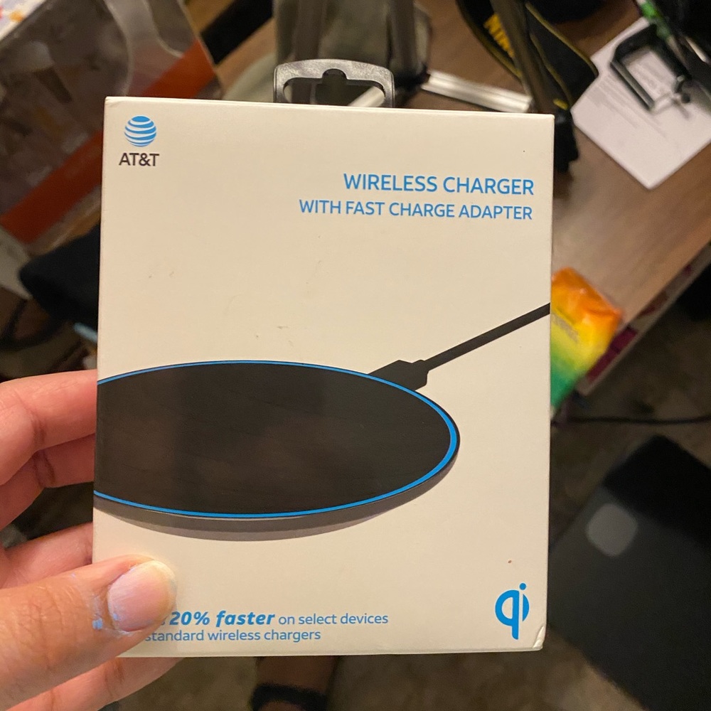 Fast Charging Wireless Charger